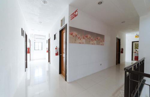 General Santos Hotel | RedDoorz Plus near Dadiangas Heights