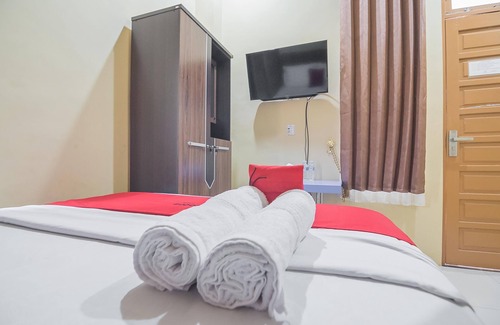 Banjarbaru House | RedDoorz Plus near Syamsudin Noor Airport 3