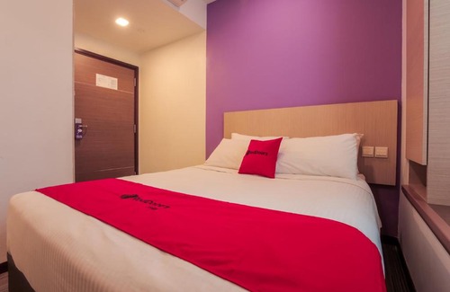 Thomson Road Hotel | RedDoorz Premium at Balestier
