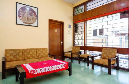 Central Yogyakarta Hotel | RedDoorz Syariah at Omah Pathok Malioboro