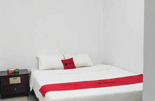 Batam Hotel | RedDoorz Syariah at Sayang Ibu Village Nongsa Batam