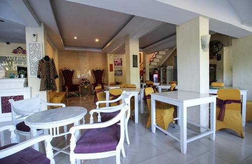 Banguntapan House | RedDoorz Syariah At Wijaya Imperial Hotel