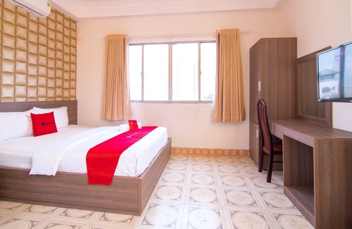 District 5 Hotel | RedDoorz Tan Hoang Long Hotel Nguyen Van Cu