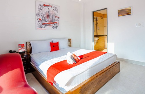Go Vap Hotel | RedDoorz The Sun Hotel near Duong Quang Ham Street