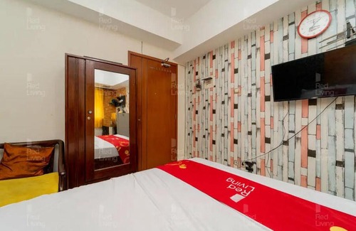 Ciputat Hotel | RedLiving Apartemen Green Lake View Ciputat - Pelangi Rooms 3 Tower E