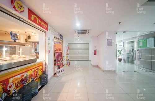 Cikarang Hotel | RedLiving Apartemen Riverview Residence - at KINGDOM Tower Mahakam
