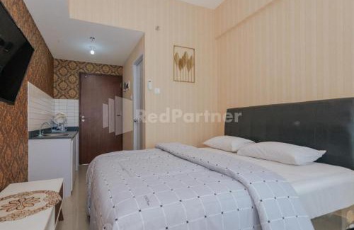 Bekasi Hotel | RedLiving Apartemen Sayana - Family Group Property Tower Cha
