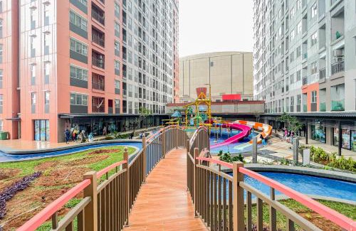 Bekasi Timur Apartment | RedLiving Apartemen Transpark Juanda - Premium Property