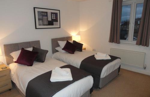 Cheltenham House | Redmarley House by Cliftonvalley Apartments