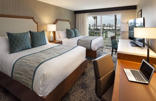 South Redondo Hotel | Redondo Beach Hotel, Tapestry Collection by Hilton