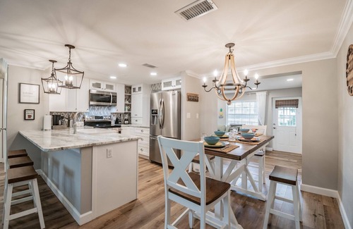 Gulf Gate Estates Villa | Redone Home-3 bedroom, 2 bathroom, and a fireplace near Siesta Key