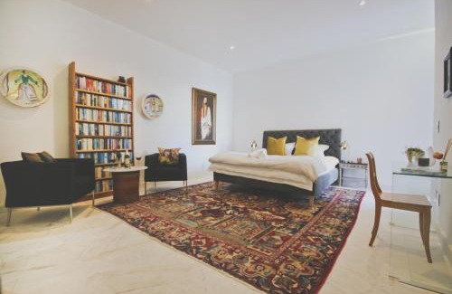 Gordons Bay Central House | Redrock Ocean View Villa