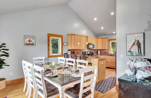 Ellicottville Ski Chalet | Redroof Ellicottville Chalet, Sauna, 8' ft hot tub and the best views!
