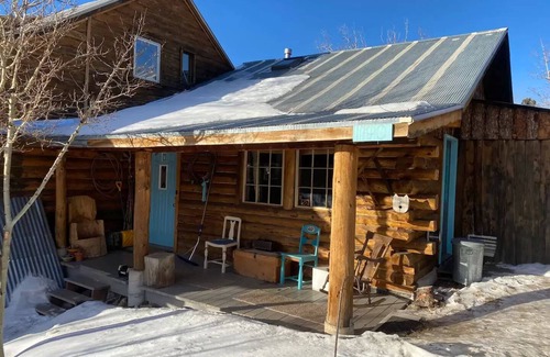Idaho Springs Apartment | Redtail Retreat - The Studio - Get off the Grid!