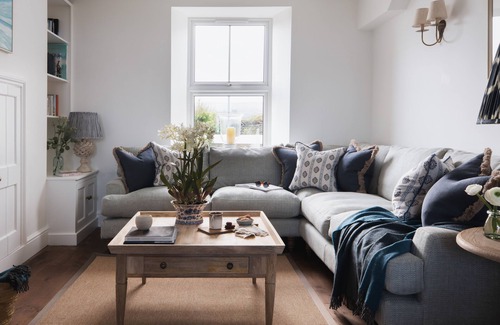 Treknow House | Reduced rates December, outstanding sea views, newly renovated, sleeps 10