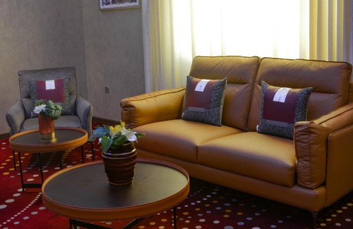 Jeddah Hotel | Redwaves Hotel
