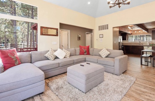 Big Bear Cabin | Redwood Elegance