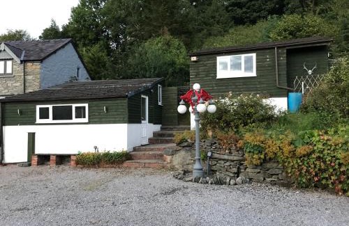 Corwen Ski Chalet | Redwood Lodge, Dee Valley Stays - cosy microlodge with detached private shower & WC