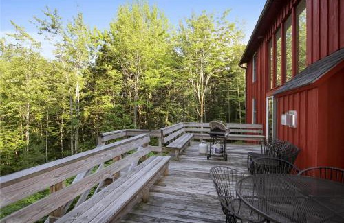 Stowe Area House | Redwood