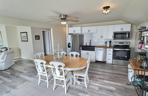 Goshen House | Reed's Beach - Bay Front Duplex - Both Units - Perfect for Multiple Families