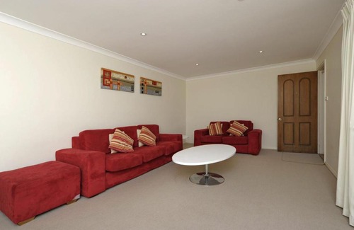 Fingal Bay House | Reef Close 1 2