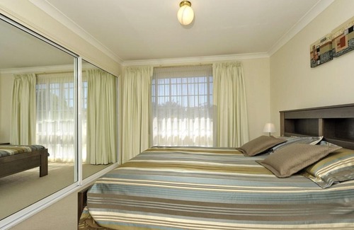 Fingal Bay House | Reef Close 1 2