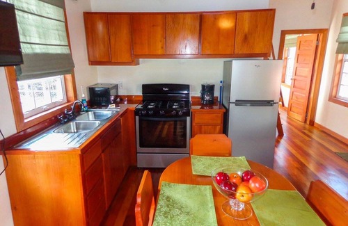 Caye Caulker Cottage | Reef Cottage With A Pool
