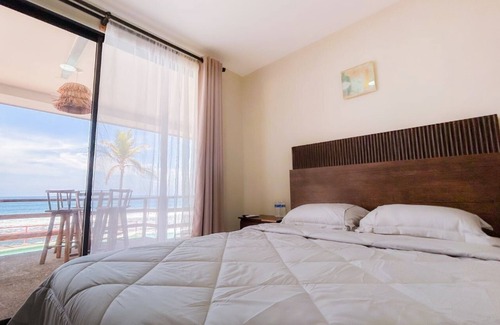 La Libertad Hotel | Reef On The water