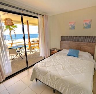 La Libertad Hotel | REEF ON THE WATER