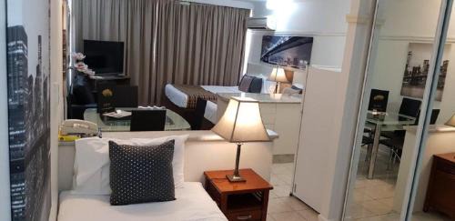 Cairns North Hotel | Reef Palms