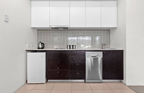Cairns Central Business District Apartment | Reef - Waterfront City Pool Sauna Gym