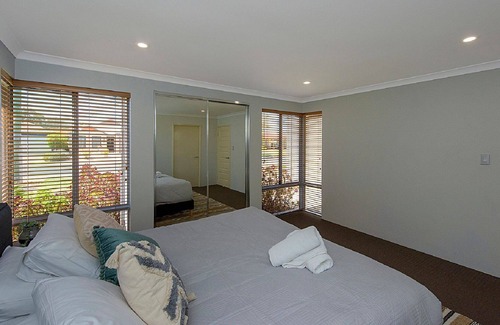 Busselton House | Reel Cosy - Family Friendly