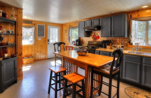 Rangeley Plantation House | Reel Life - ATV/Snowmobile from door!