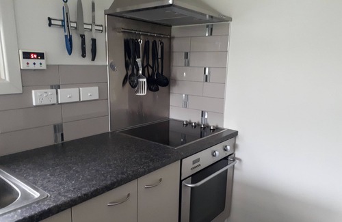 Te Rangiita Apartment | "REELAX-ATION" by the Lake. The Perfect base to Relax, Fish,Swim,Ski or Explore