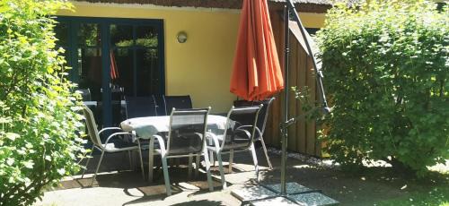 Puddemin House | Reetdachhaus Holunder 2