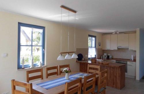 Ummanz House | Reetdachhaus Kranich
