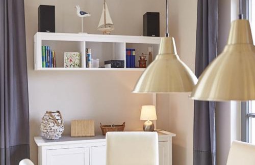 Kreptitz House | Reetland am Meer - Premium Reetdachvilla mit 3 Schlafzimmern, Sauna und Kamin E15