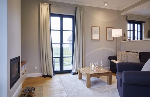 Dranske House | Reetland am Meer - Premium Reetdachvilla mit 3 Schlafzimmern, Sauna und Kamin F14
