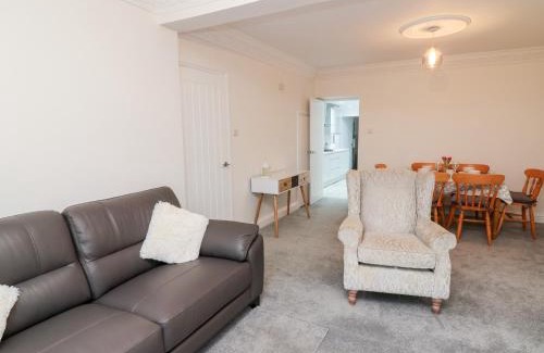 Burry Port House | Reevas-Retreat
