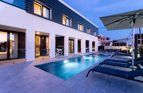 Coxos Beach Apartment | Refúgio com Spa e Vista Mar - Ribamar Bluevillas