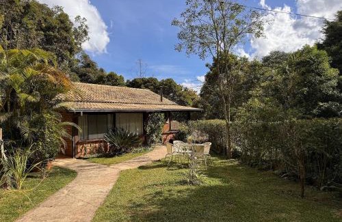 Nova Friburgo House | Refúgio em meio à natureza em Mury