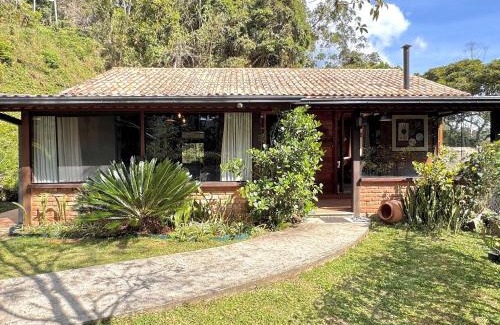 Nova Friburgo House | Refúgio em meio à natureza em Mury