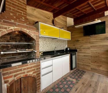 Sahy House | Refúgio em Sahy, RJ