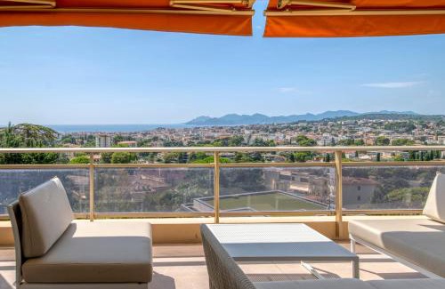 Le Cannet Apartment | REF 1965 - Le Cannet - Sea view apartment for rent