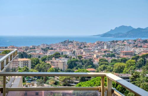 Le Cannet Apartment | REF 1965 - Le Cannet - Sea view apartment for rent