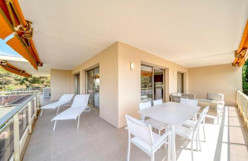Le Cannet Apartment | REF 1965 - Le Cannet - Sea view apartment for rent