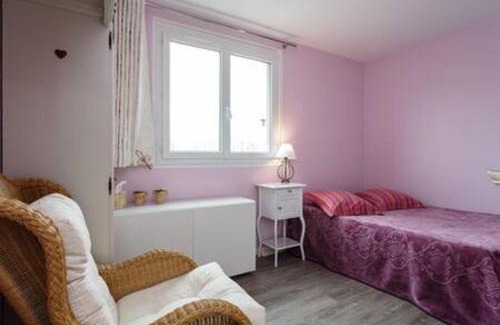 Asnieres-sur-Seine Bed & Breakfast | REFAIT A NEUF Appartement proche de Paris