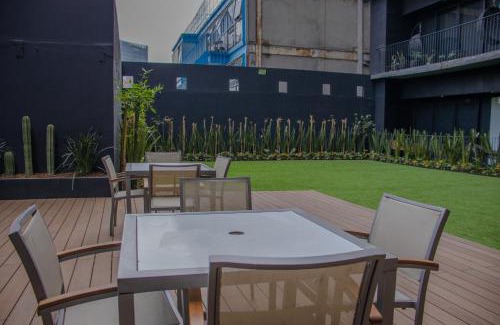 Reforma Apartment | Reforma 284 King Size SUITE Swimming Pool, Parking & Kitchen