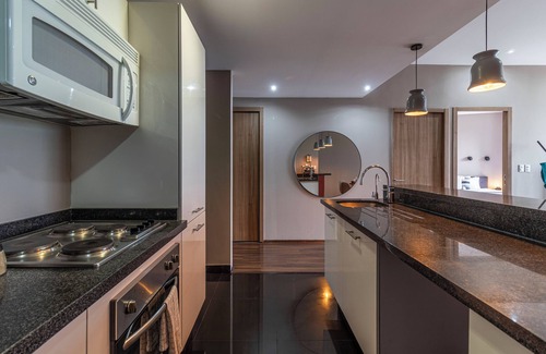 Cuauhtemoc Apartment | Reforma 77 by Kukun