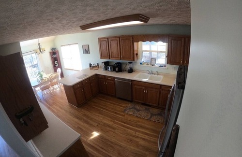 Westminster House | Refreshed Property! Deep Water, Quiet Cove, 30 minutes from Clemson